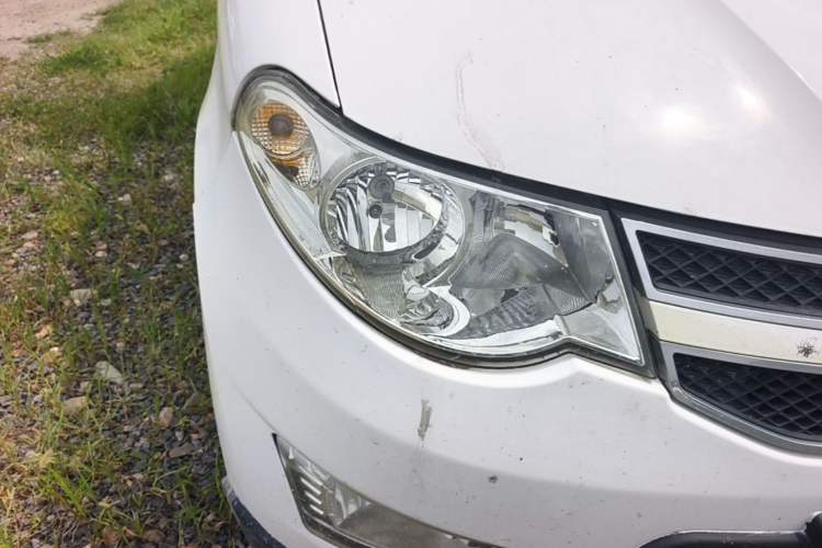 Used Wuling Hongguang 2014 1.5L S Luxury Model Right Front Headlight