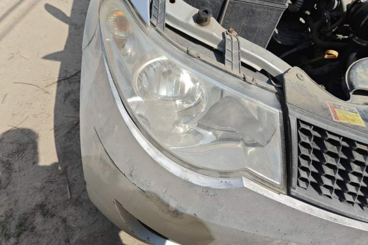 Used Wuling Hongguang 2014 1.2L Base Model China IV Right Front Headlight