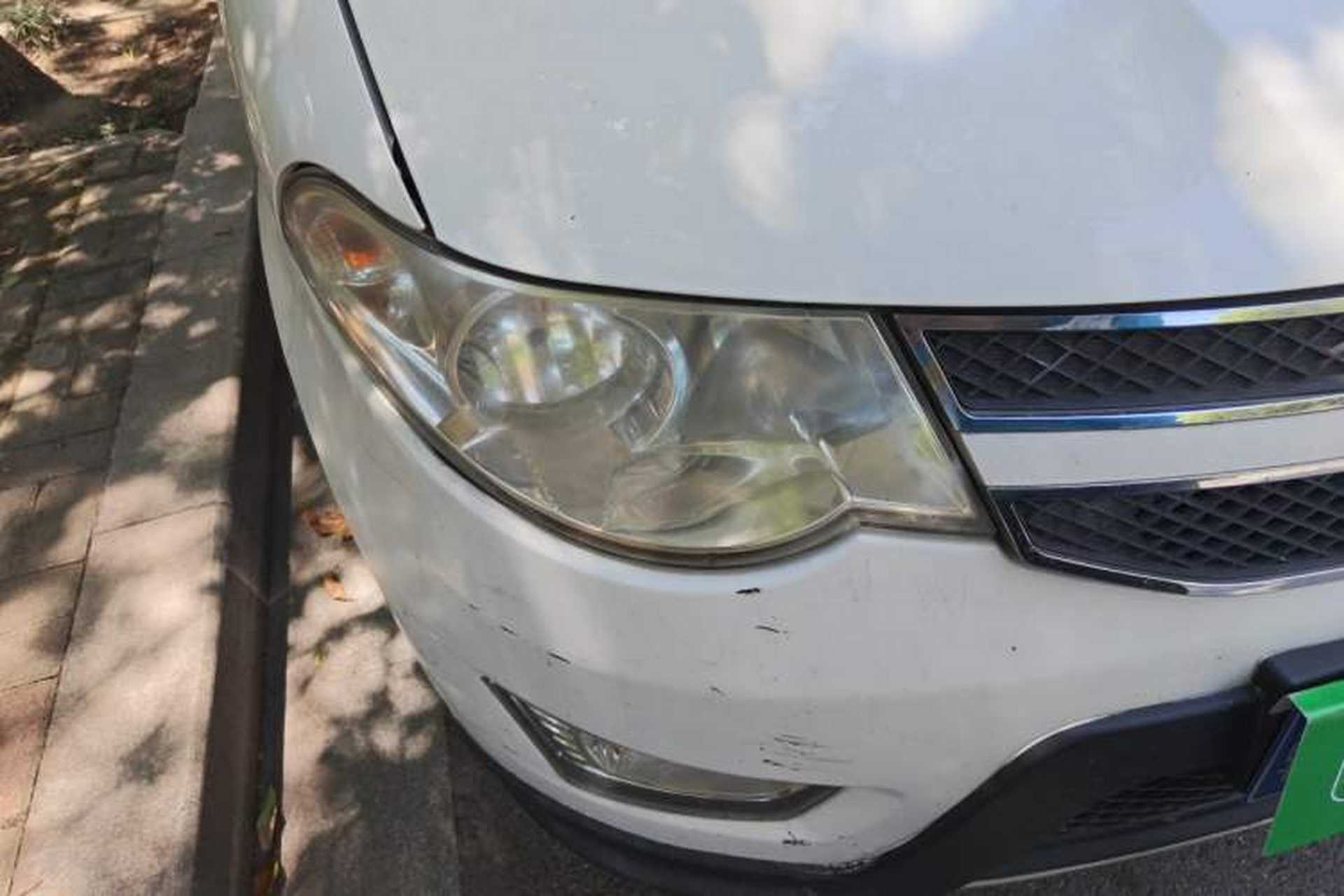 Used Wuling Hongguang 2014 1.2L S Comfort Model China IV Right Front Headlight