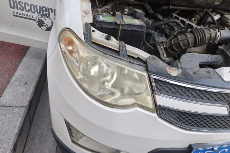 Used Wuling Hongguang 2014 1.5L S Comfort Model Right Front Headlight