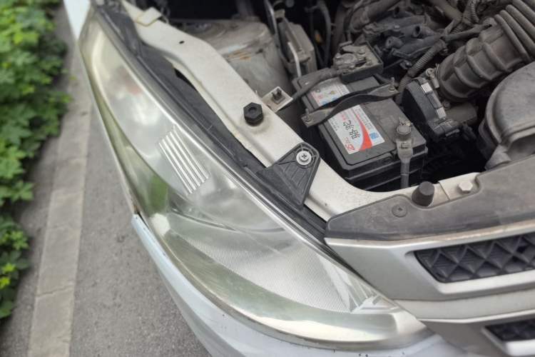 Used Wuling Hongguang 2014 1.5L Base Version Right Front Headlight