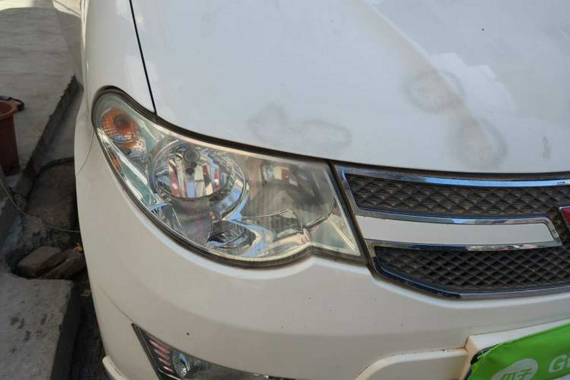 Used Wuling Hongguang 2014 1.5L S Standard Version Right Front Headlight