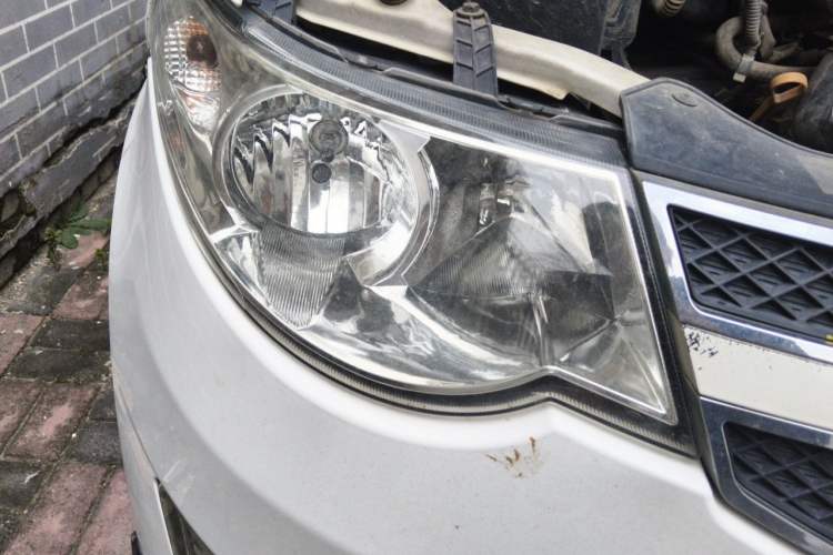 Used Wuling Hongguang 2014 1.2L S Comfort Model China IV Right Front Headlight