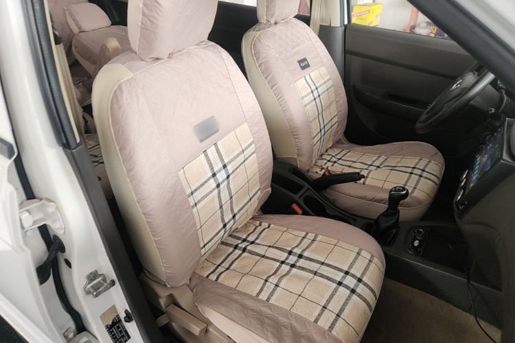 Used Wuling Hongguang 2014 1.5L S Standard Version Right Front Seat