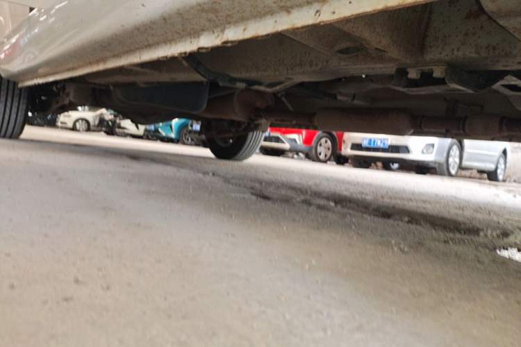 Used Wuling Hongguang 2014 1.5L S Standard Version Right Side Sill