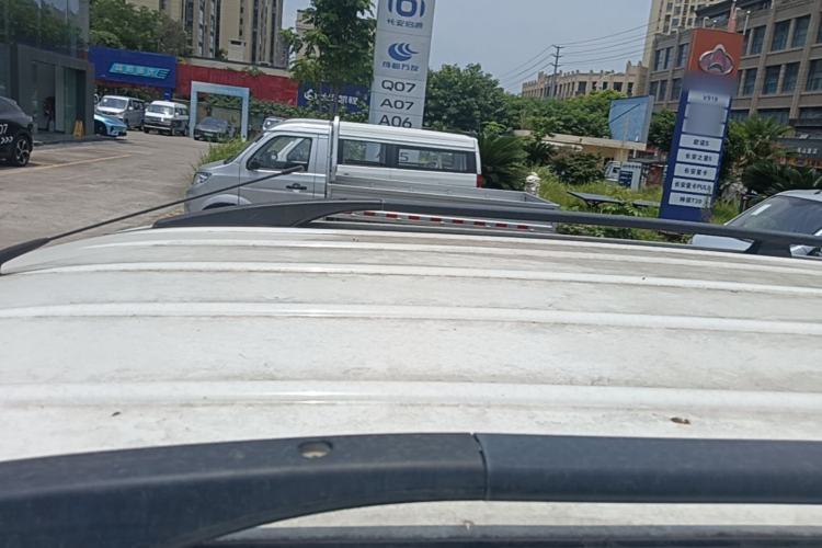 Used Wuling Hongguang 2014 1.5L S Standard Version Roof