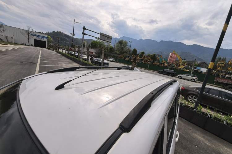 Used Wuling Hongguang 2014 1.5L S Standard Version Roof