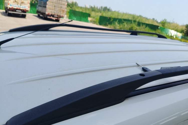 Used Wuling Hongguang 2014 1.5L S Standard Version Roof