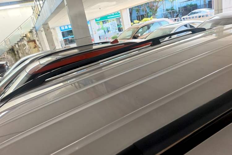 Used Wuling Hongguang 2014 1.5L S Standard Version Roof
