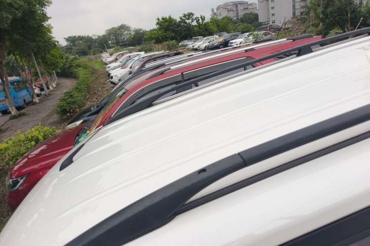 Used Wuling Hongguang 2014 1.5L S Comfort Model Roof