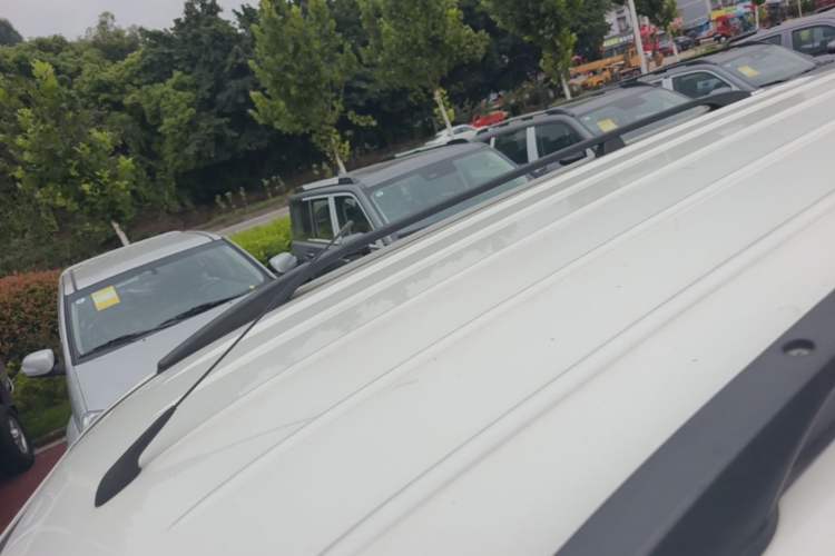 Used Wuling Hongguang 2014 1.5L S Comfort Model Roof