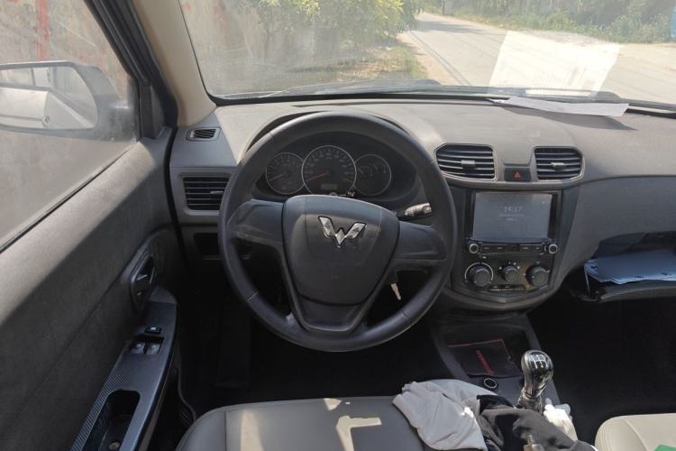 Used Wuling Hongguang 2014 1.2L Base Model China IV Steering Wheel