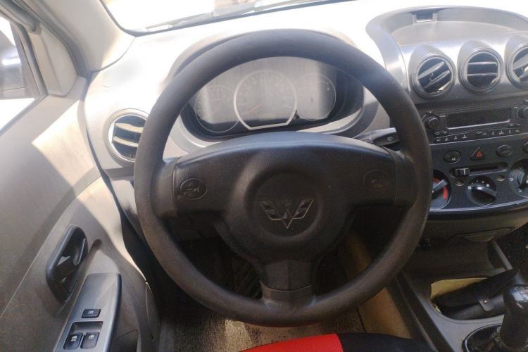 Used Wuling Hongguang 2014 1.5L Base Version Steering Wheel