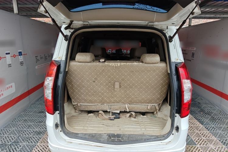 Used Wuling Hongguang 2014 1.5L S Standard Version Trunk