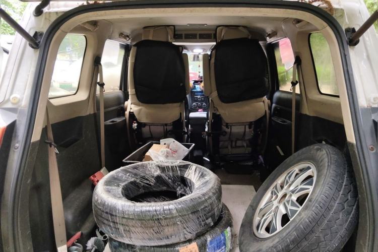 Used Wuling Hongguang 2014 1.5L S Standard Version Trunk
