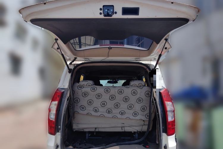 Used Wuling Hongguang 2014 1.5L S Standard Version Trunk