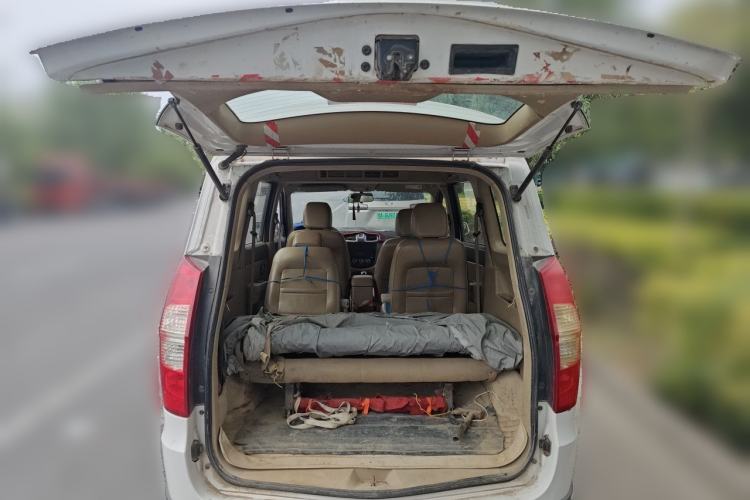 Used Wuling Hongguang 2014 1.5L S Luxury Model Trunk