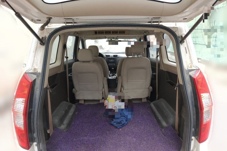 Used Wuling Hongguang 2014 1.5L S Standard Version Trunk
