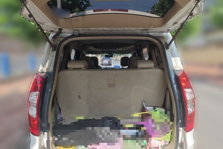 Used Wuling Hongguang 2014 1.5L S Comfort Model Trunk