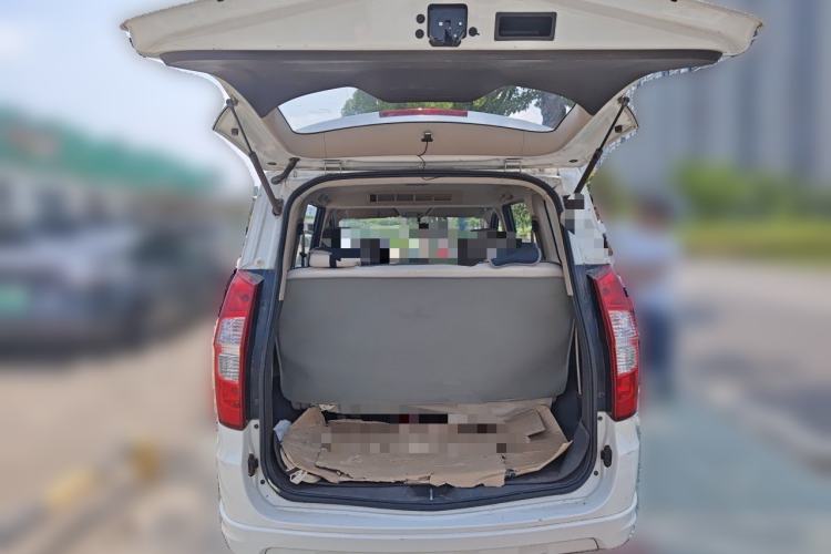 Used Wuling Hongguang 2014 1.5L S Standard Version Trunk