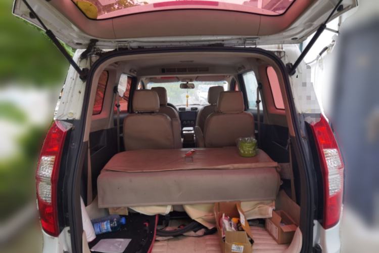 Used Wuling Hongguang 2014 1.5L S Standard Version Trunk