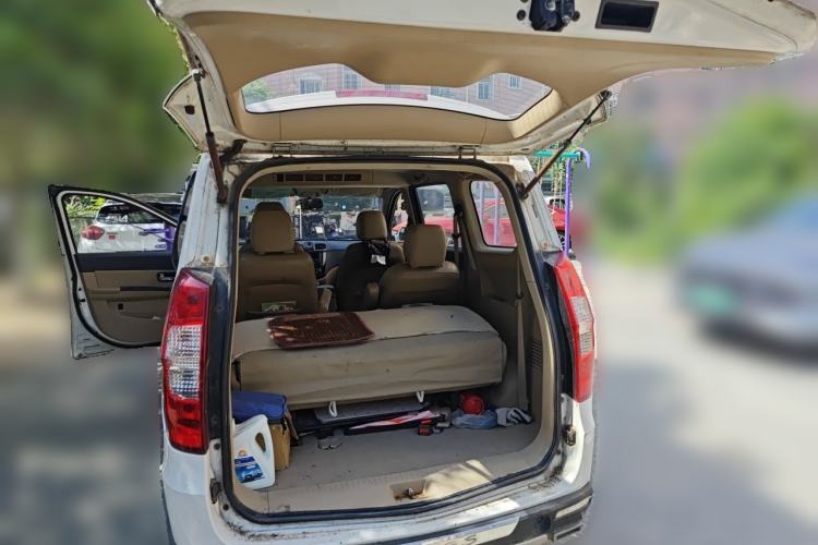 Used Wuling Hongguang 2014 1.5L S Comfort Model Trunk