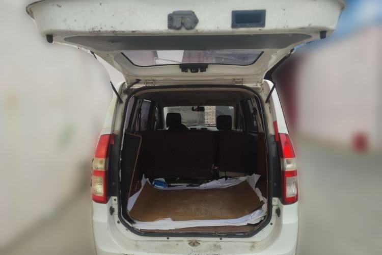 Used Wuling Hongguang 2014 1.5L Base Version Trunk