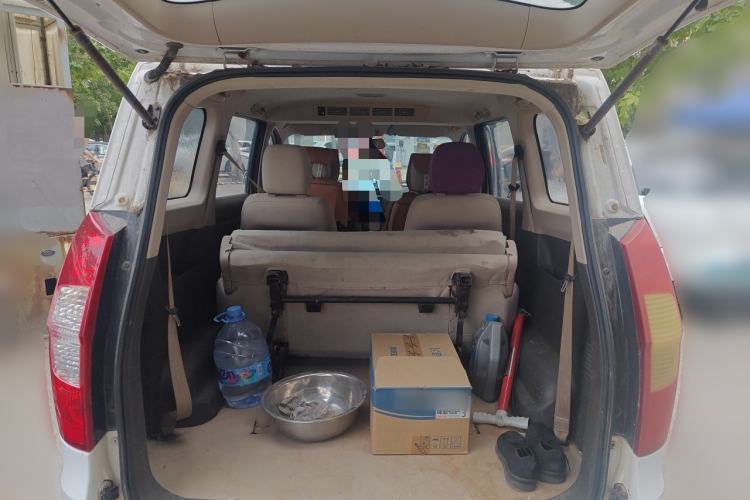 Used Wuling Hongguang 2014 1.5L S Standard Version Trunk