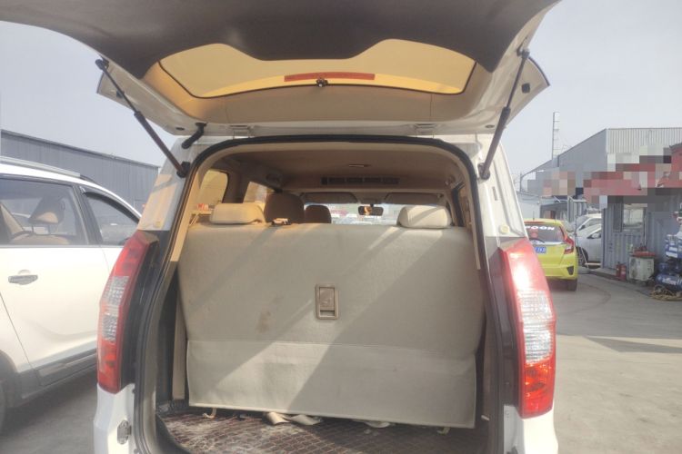 Used Wuling Hongguang 2014 1.5L S Standard Version Trunk