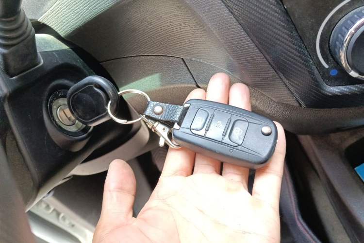 Used Wuling Hongguang 2014 1.5L S Standard Version Vehicle Key