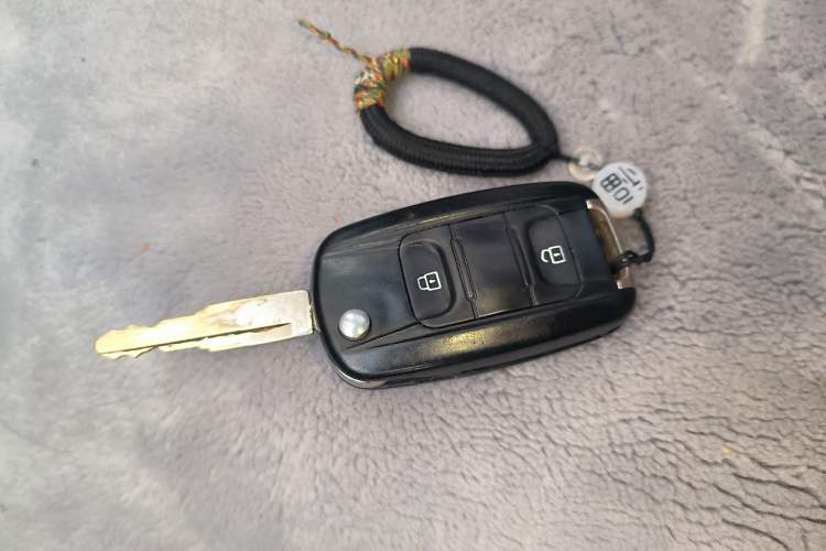 Used Wuling Hongguang 2014 1.5L S Standard Version Vehicle Key