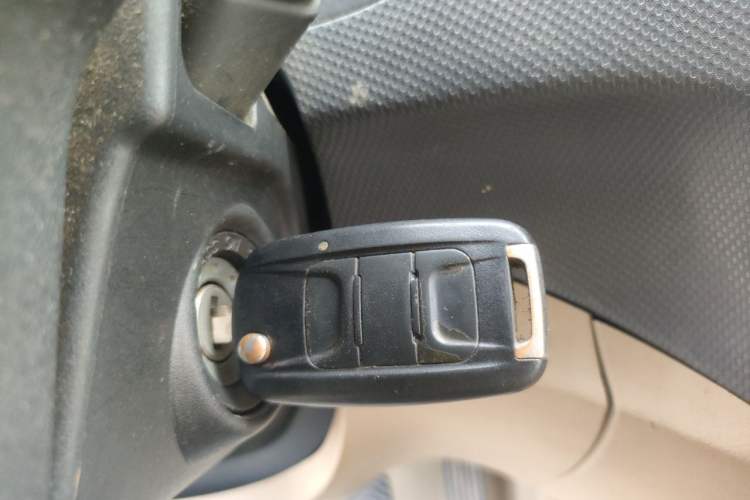 Used Wuling Hongguang 2014 1.5L S Comfort Model Vehicle Key