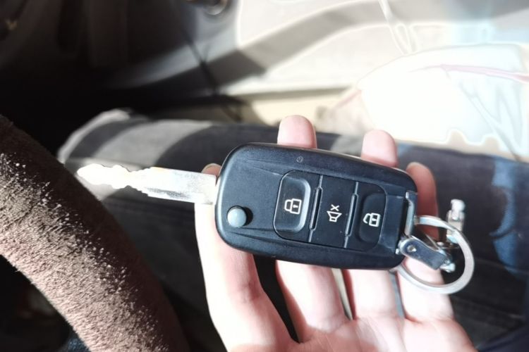 Used Wuling Hongguang 2014 1.5L S Standard Version Vehicle Key