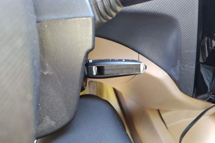 Used Wuling Hongguang 2014 1.5L S Comfort Model Vehicle Key