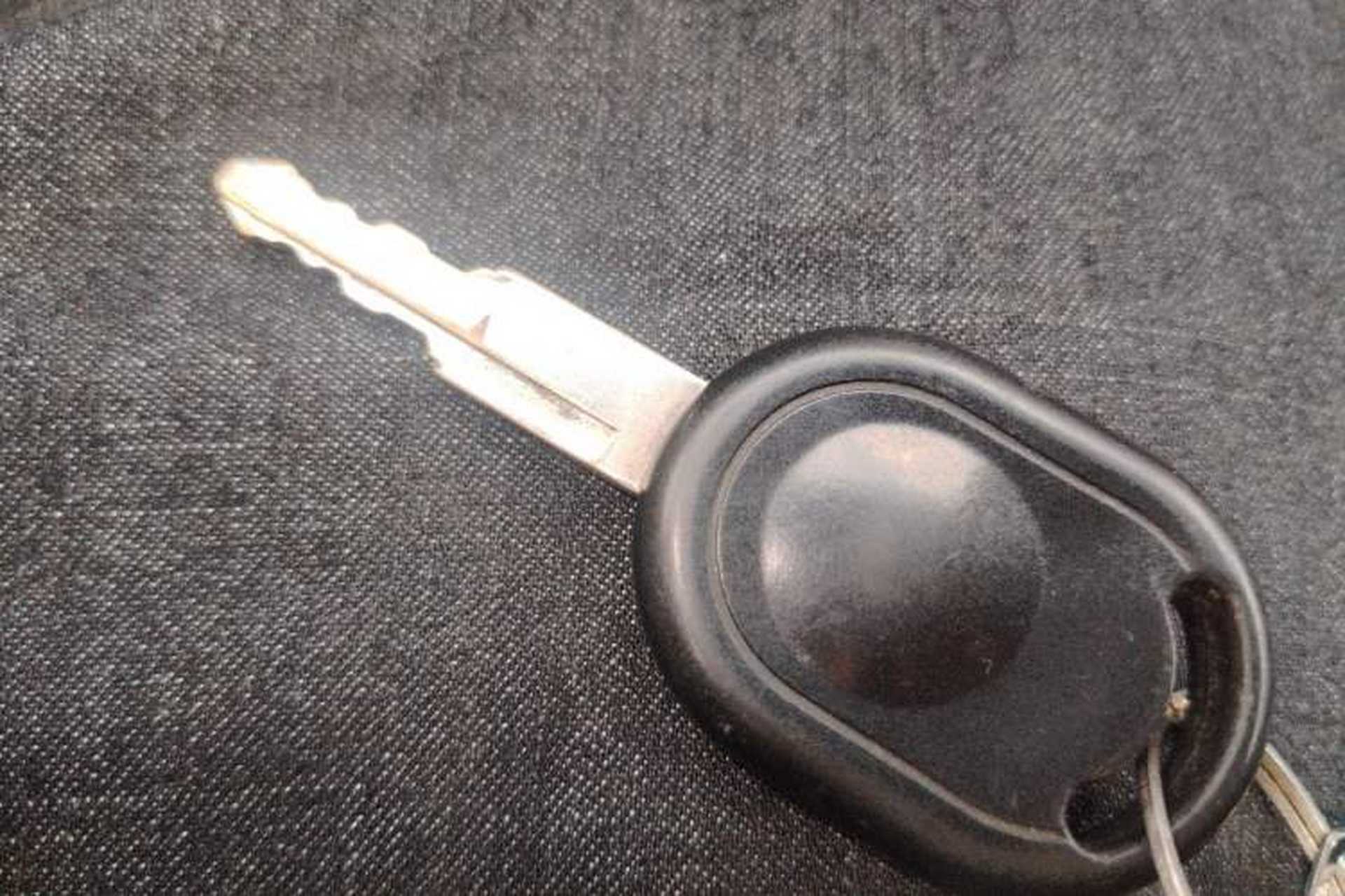 Used Wuling Hongguang 2014 1.5L S Standard Version Vehicle Key