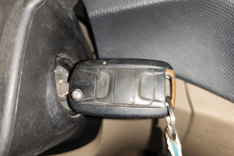 Used Wuling Hongguang 2014 1.5L S Comfort Model Vehicle Key