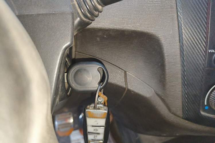 Used Wuling Hongguang 2014 1.2L Base Model China IV Vehicle Key