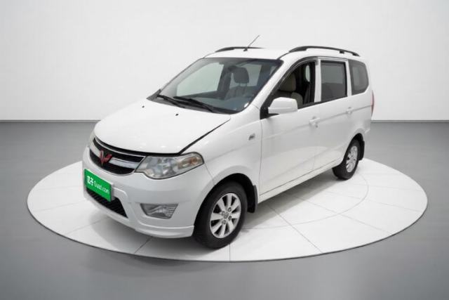 Ojetý Wuling Hongguang 2014 1.2L S Standard Version China IV Standard
