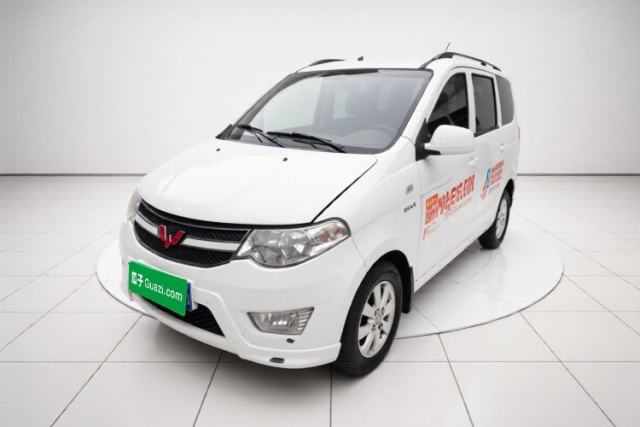 Wuling Hongguang 2014 1.5L S Standard Version usado