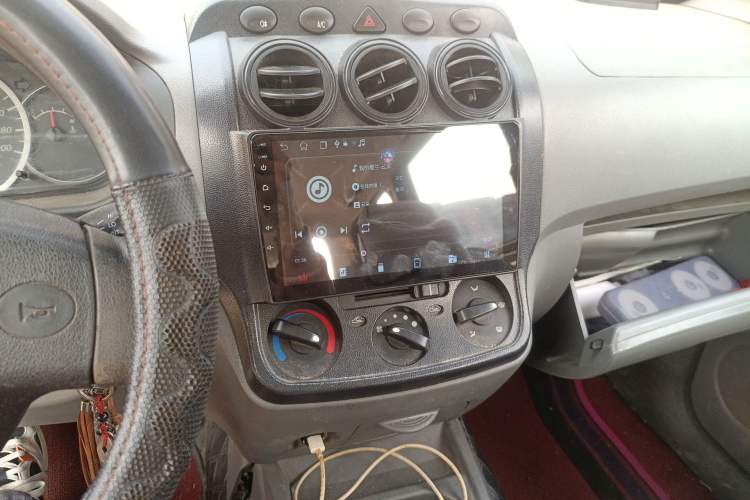 Used Wuling Hongguang 2014 1.2L Base Model China IV Audio And AC Panel