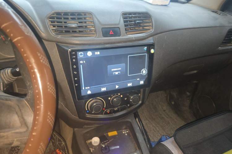 Used Wuling Hongguang 2014 1.2L Standard Model China IV Audio And AC Panel