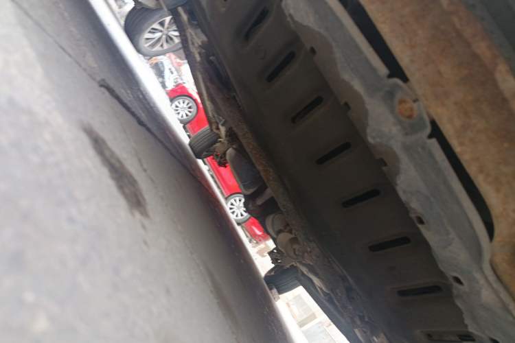 Used Wuling Hongguang 2014 1.2L Standard Model China IV Chassis Front