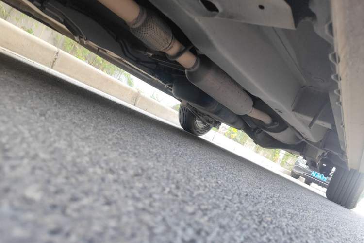 Used Wuling Hongguang 2014 1.5L S Comfort Model Chassis Front Left