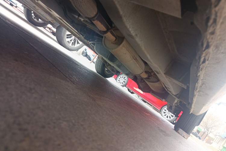 Used Wuling Hongguang 2014 1.2L Standard Model China IV Chassis Front Left