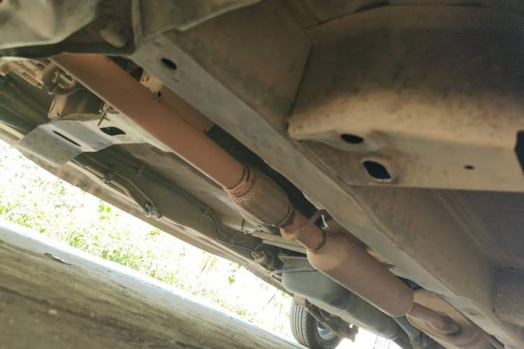 Used Wuling Hongguang 2014 1.5L S Standard Version Chassis Front Left