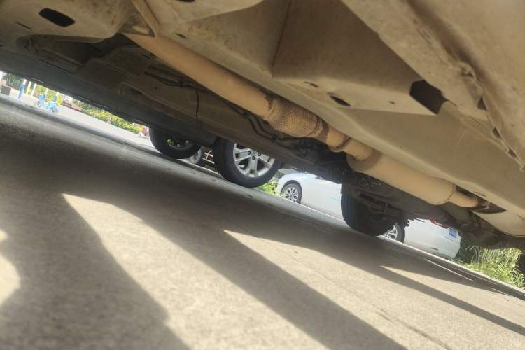 Used Wuling Hongguang 2014 1.2L Base Model China IV Chassis Front Left