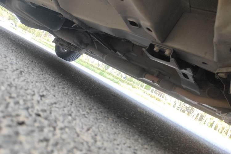 Used Wuling Hongguang 2014 1.5L S Comfort Model Chassis Front Right