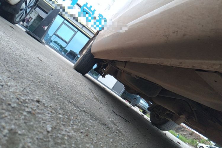 Used Wuling Hongguang 2014 1.2L Base Model China IV Chassis Front Right