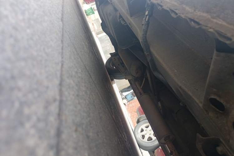 Used Wuling Hongguang 2014 1.2L Standard Model China IV Chassis Front Right