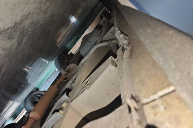 Used Wuling Hongguang 2014 1.5L S Luxury Model Chassis Front Right